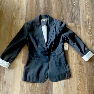 Gorgeous women’s size 4 cleo blazer brand new with tags